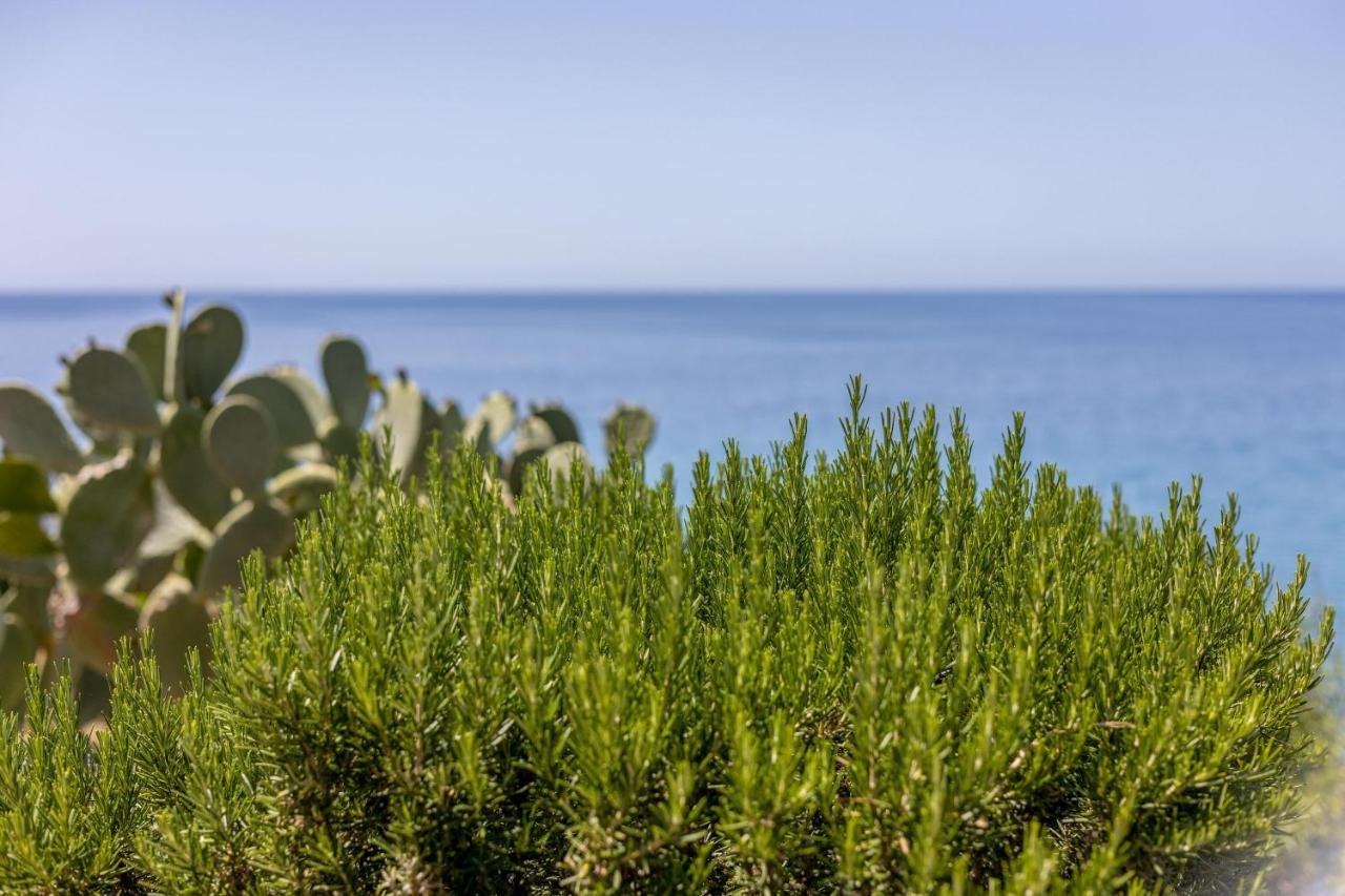 La Terrazza Sul Mare Villa Magomadas Eksteriør bilde