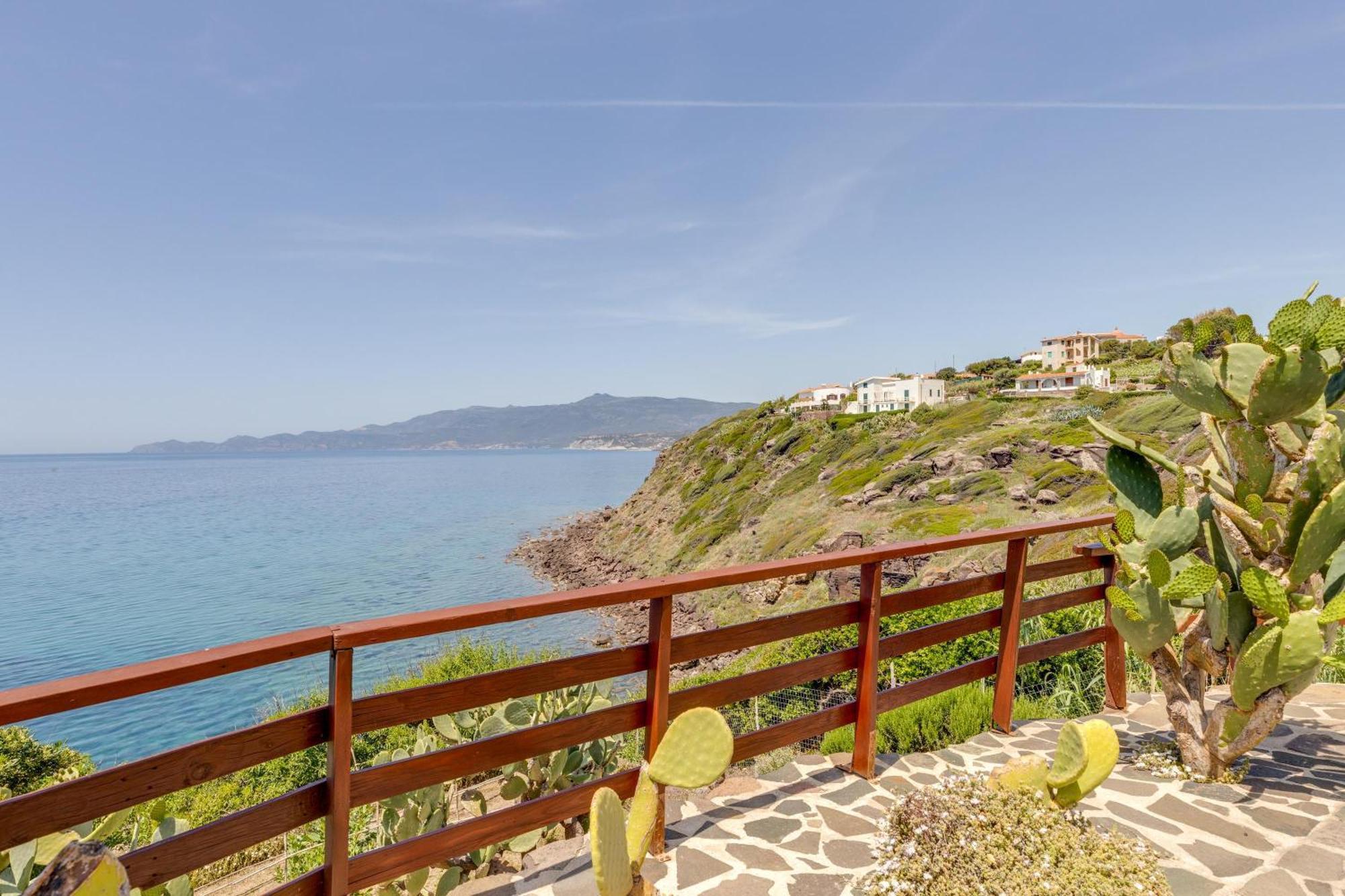 La Terrazza Sul Mare Villa Magomadas Eksteriør bilde